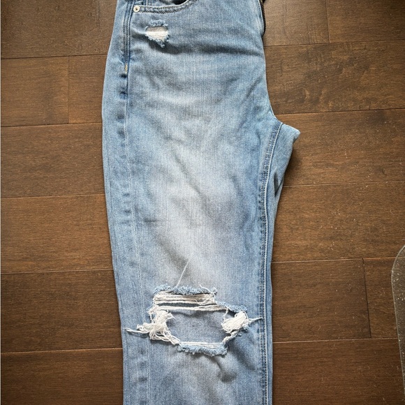 AMERICAN EAGLE MOM JEANS - Picture 7 of 7